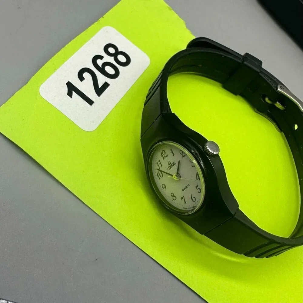 Vintage Lorus Watch Women Black Easy To Read Dial 22MM Round New Battery